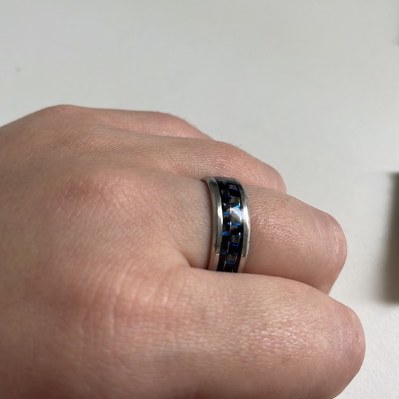 2020 Titanium Steel Black/Blue Carbon Fiber Ring - Picture 3 of 4